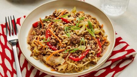 One-Pot Beef Ramen Noodles