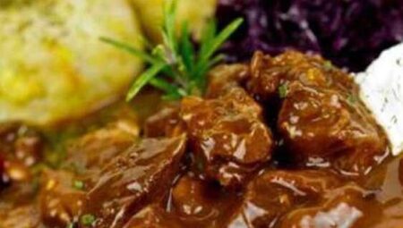 Hachee (Dutch Beef Stew)