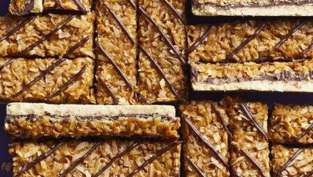 Samoa Cookie Bars