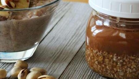 Steel-Cut Oats and Quinoa Breakfast