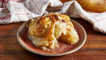 Old-Fashioned Apple Dumplings