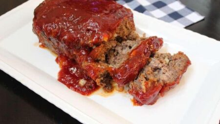 Simple Apricot-Glazed Meatloaf Recipe